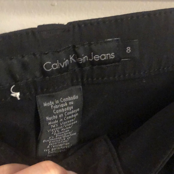 Calvin Klein Jeans super soft stretch material - Picture 3 of 7